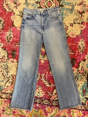 AMO Jeans- High Rise Kick Crop